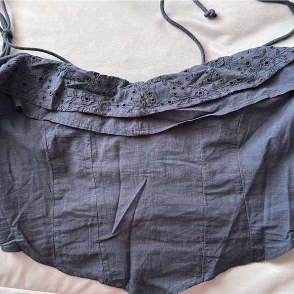 American Eagle Outfitters Black Tie-Shoulder Cropped Tank - Picture 4 of 4